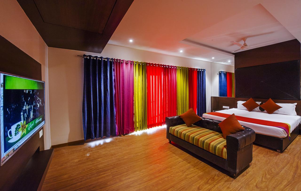 Hotel Atharva Ujjain Ngoại thất bức ảnh