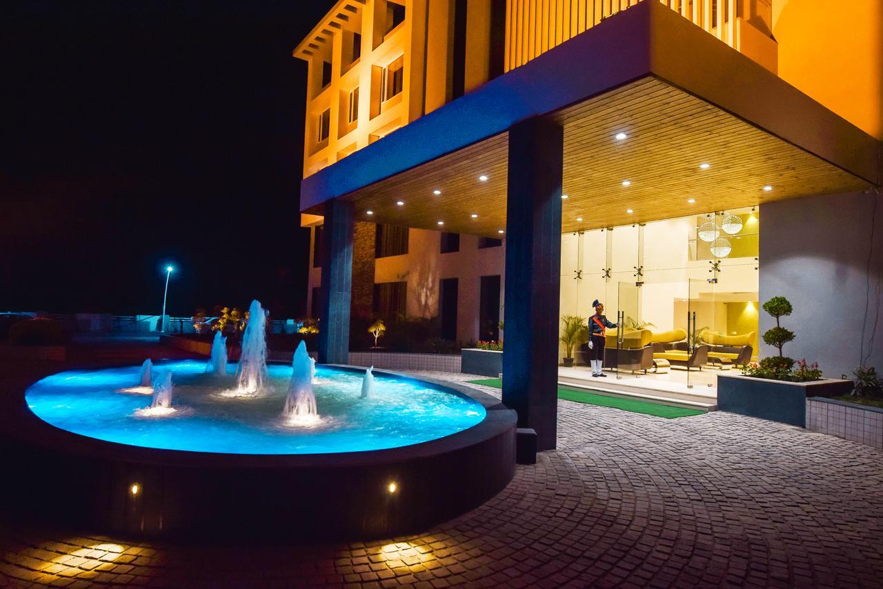 Hotel Atharva Ujjain Ngoại thất bức ảnh